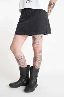 97 DENIM MINI SKIRT BLACK WASH