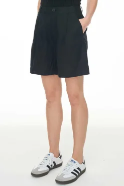 LIN-IN LONGLINE PLEAT SHORT BLACK