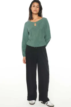 MELROSE KEYHOLE LS TOP SAGE LEAF