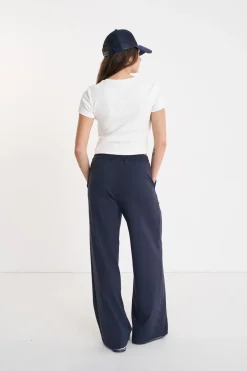 STRAIGHT LEG TRACKPANT MIDNIGHT