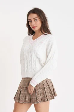 V-NECK CABLE KNIT SWEATER CHALK