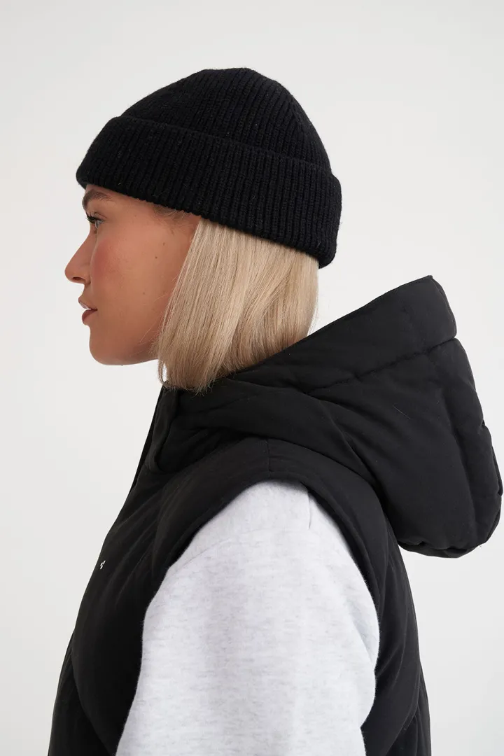 WMNS CLASSIC DOWN VEST BLACK
